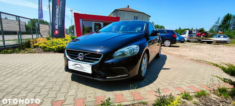 Volvo V40 D2 - 15
