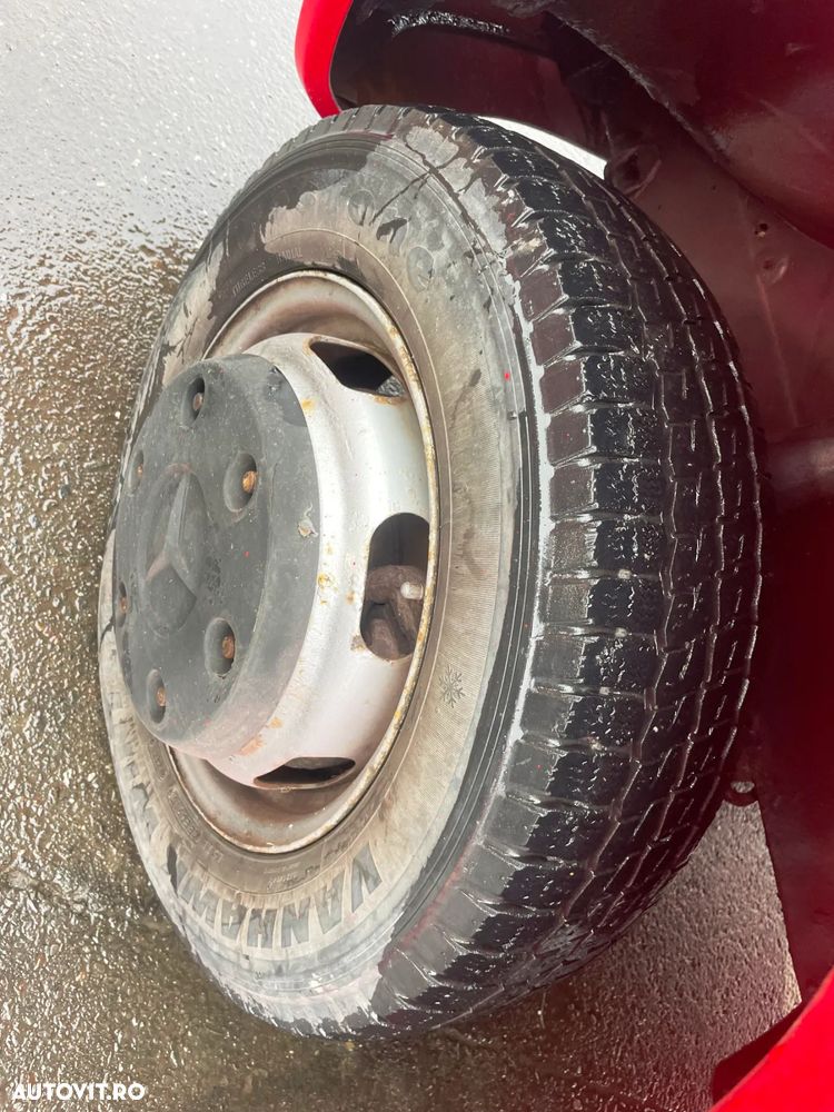 Mercedes-Benz Sprinter - 10