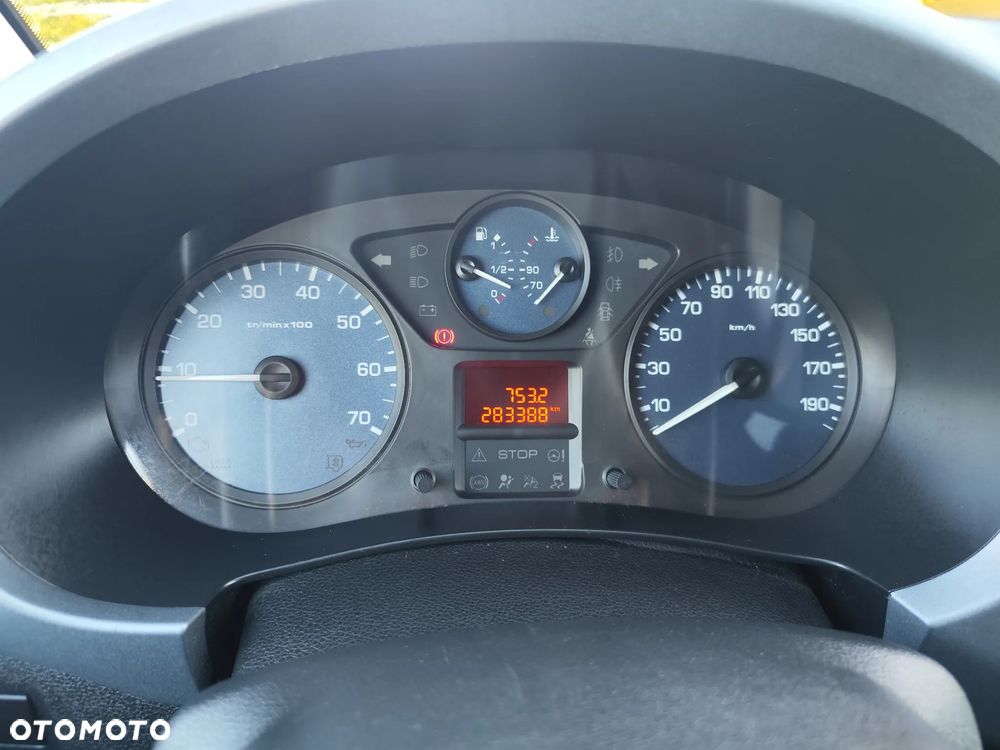 Peugeot Partner - 10