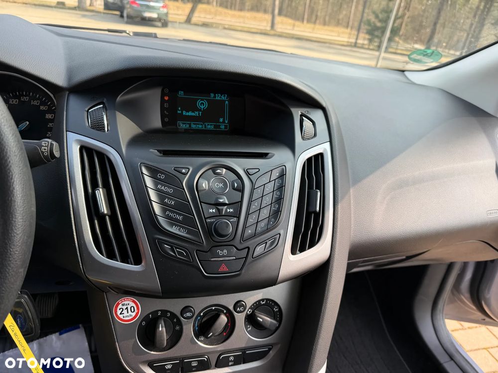 Ford Focus - 24