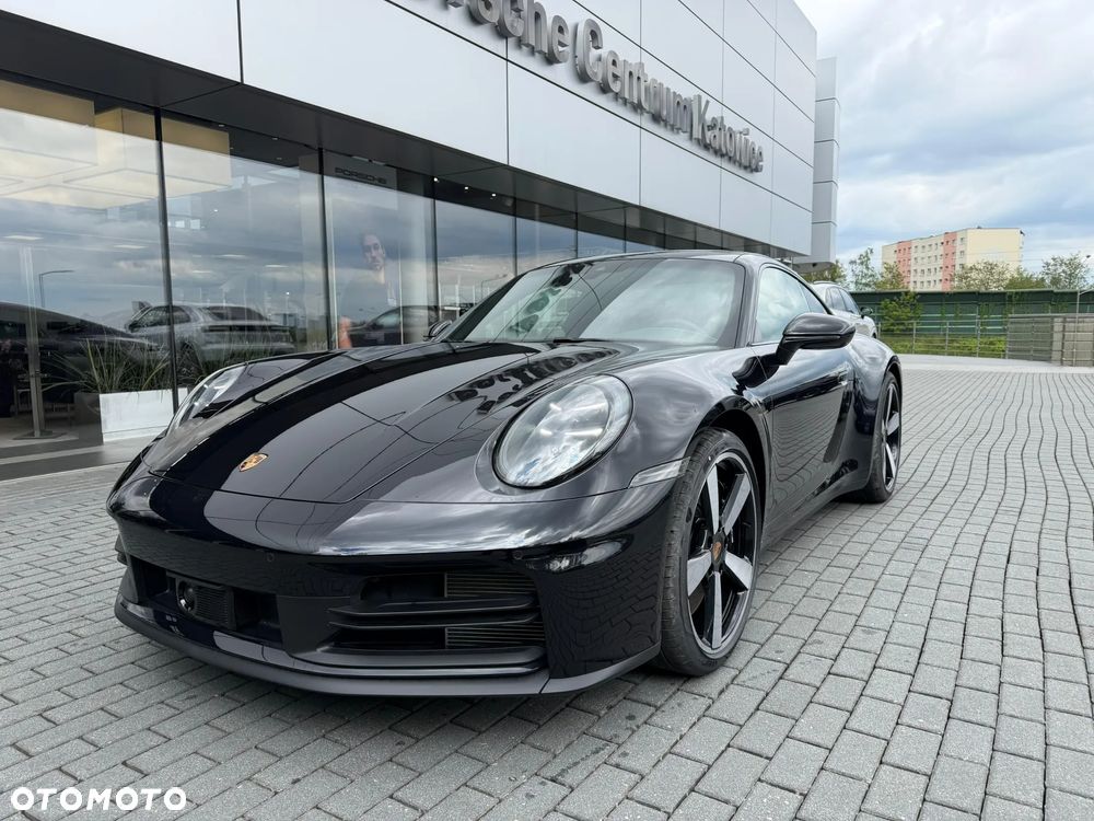 Porsche 911 Carrera S - 5