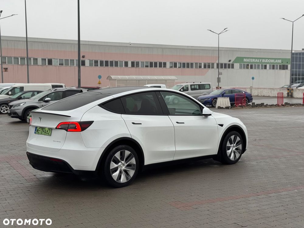 Tesla Y Long Range Dual Motor AWD - 5