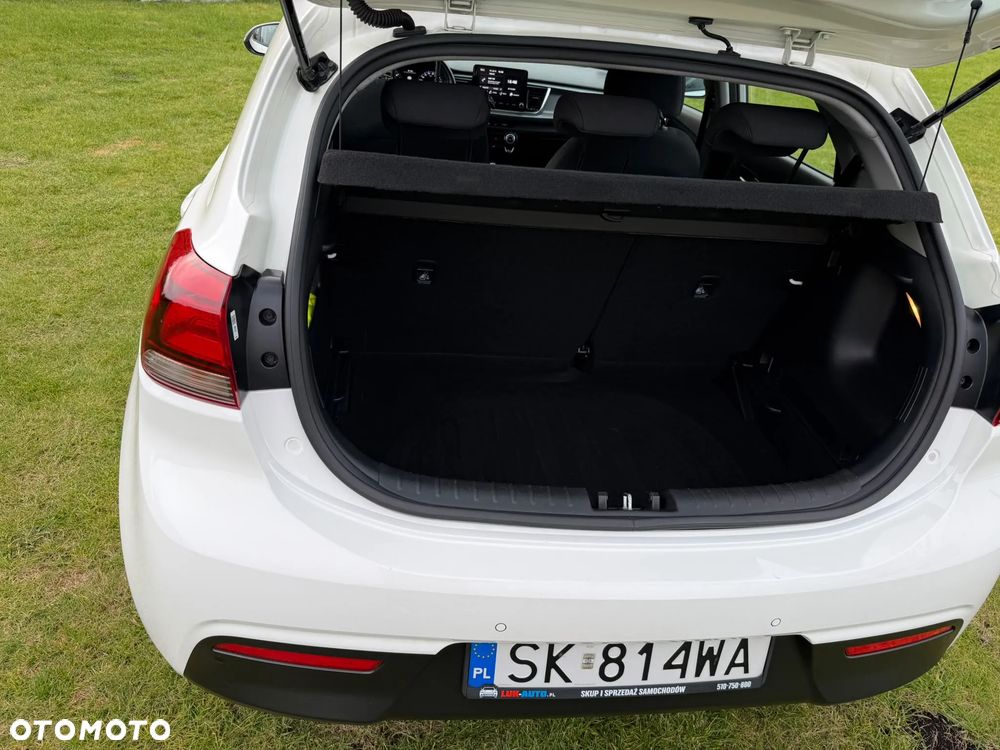 Kia Rio 1.2 M - 12