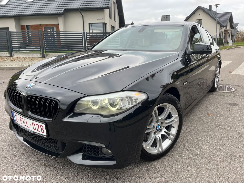 BMW Seria 5 525d Sport-Aut - 2