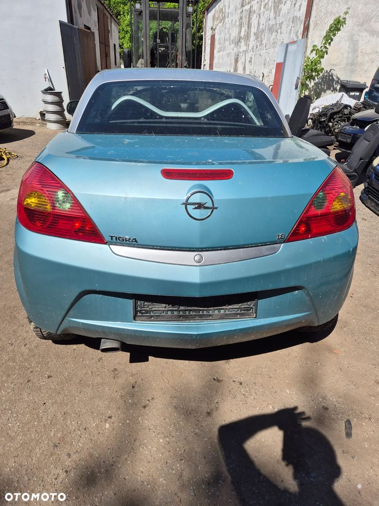 OPEL TIGRA II 1,8 16V CABRIO , części , maska, zderzak, błotnik, lampa , szyba, alufelgi - 4
