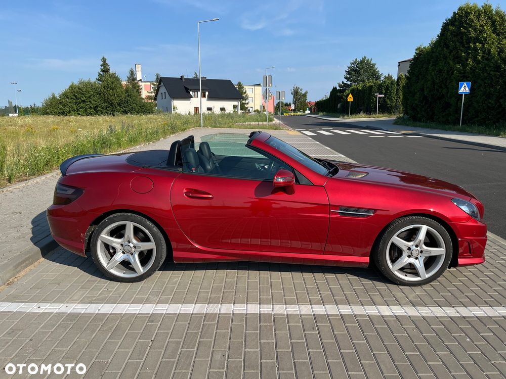 Mercedes-Benz SLK 200 CGI - 15