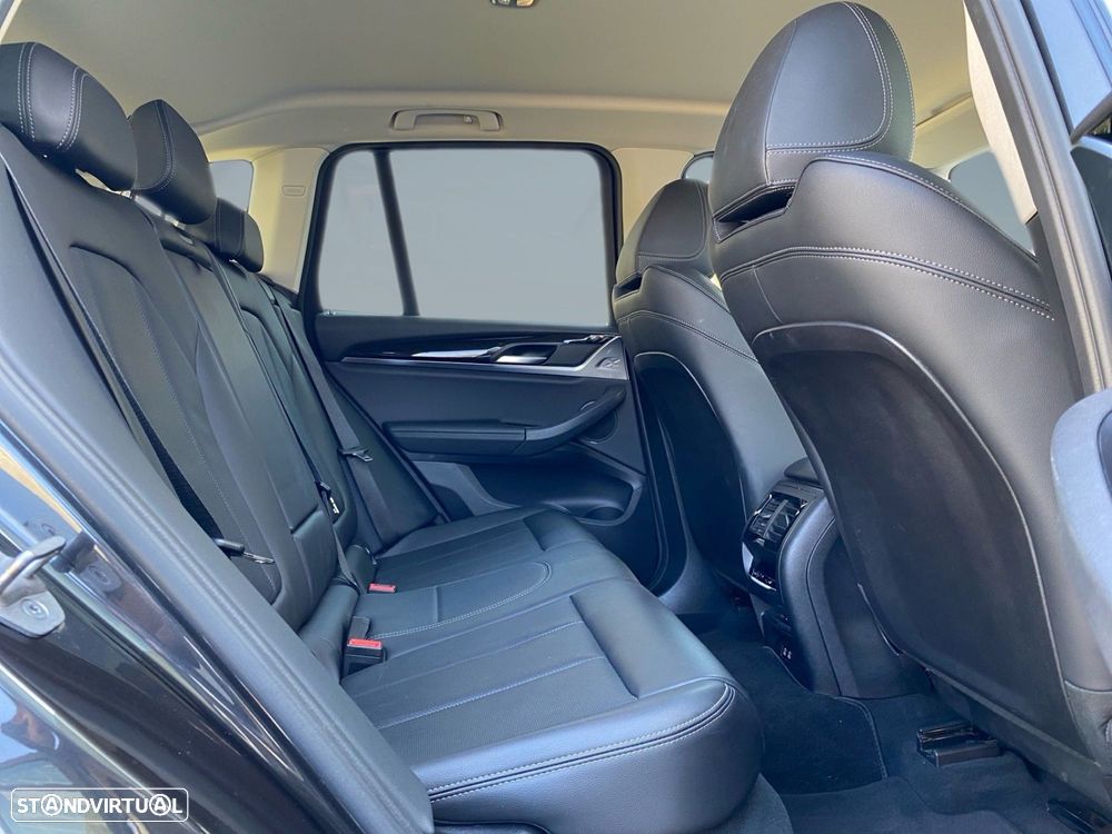 BMW X3 30 e xDrive - 18