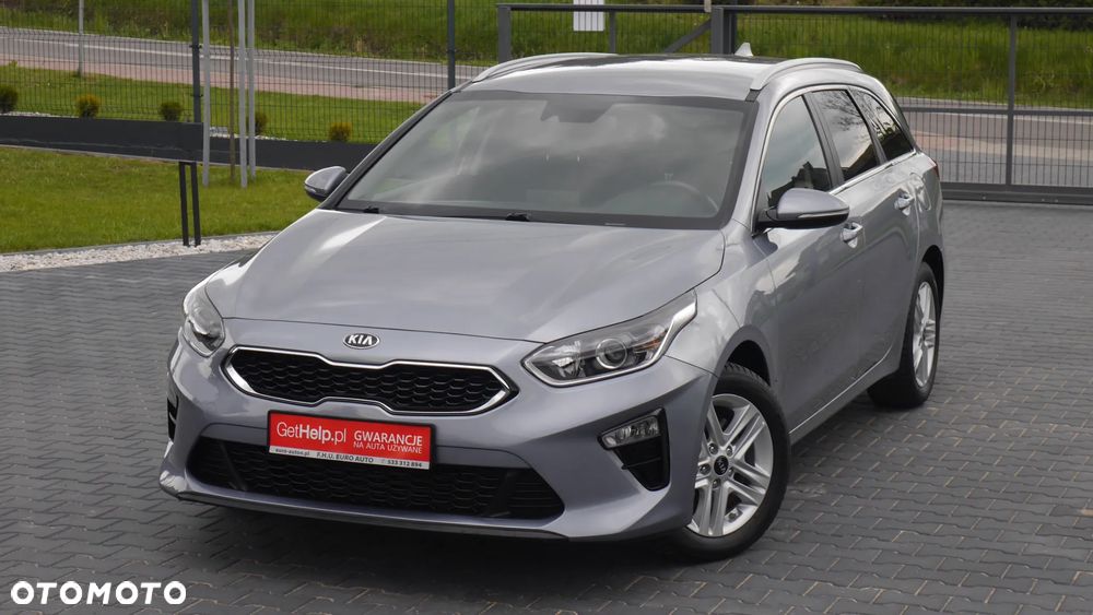 Kia Ceed 1.6 CRDi Platinum Edition - 1