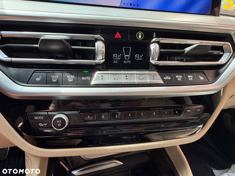 BMW X4 xDrive20i M Sport sport - 25