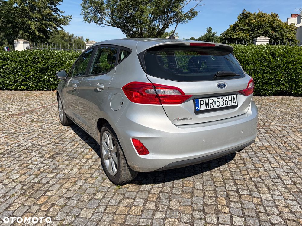 Ford Fiesta 1.1 S&S TITANIUM - 4