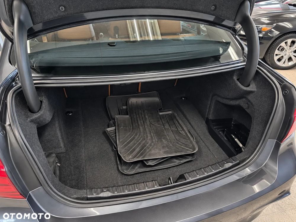 BMW Seria 3 - 14
