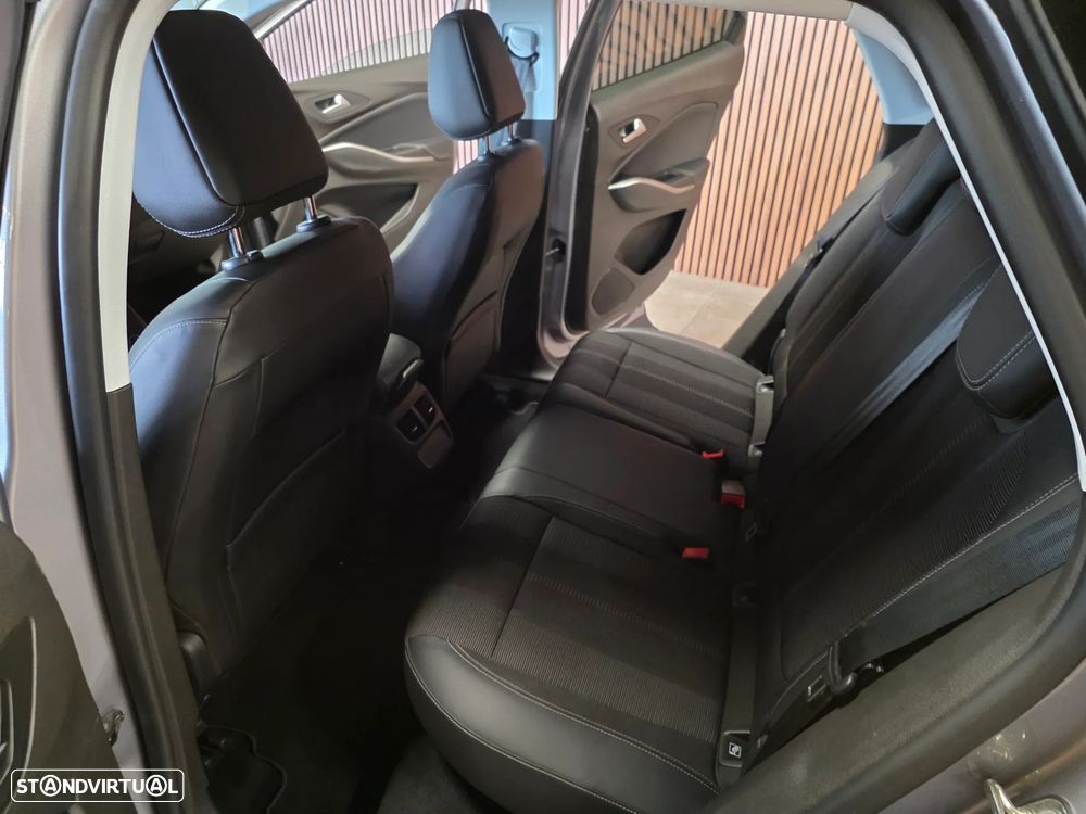 Opel Grandland - 17