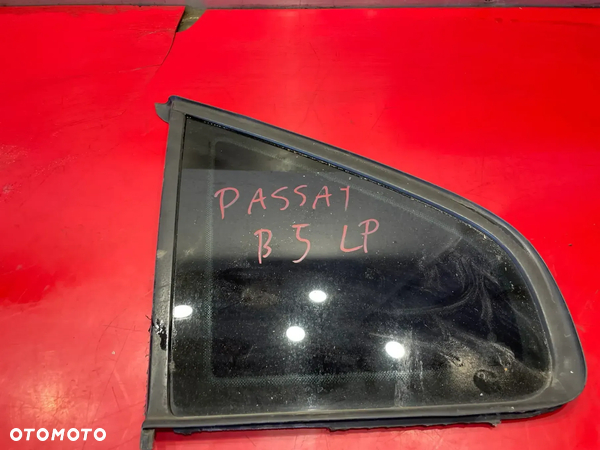 SZYBA KAROSERYJNA PRAWA VW PASSAT B5