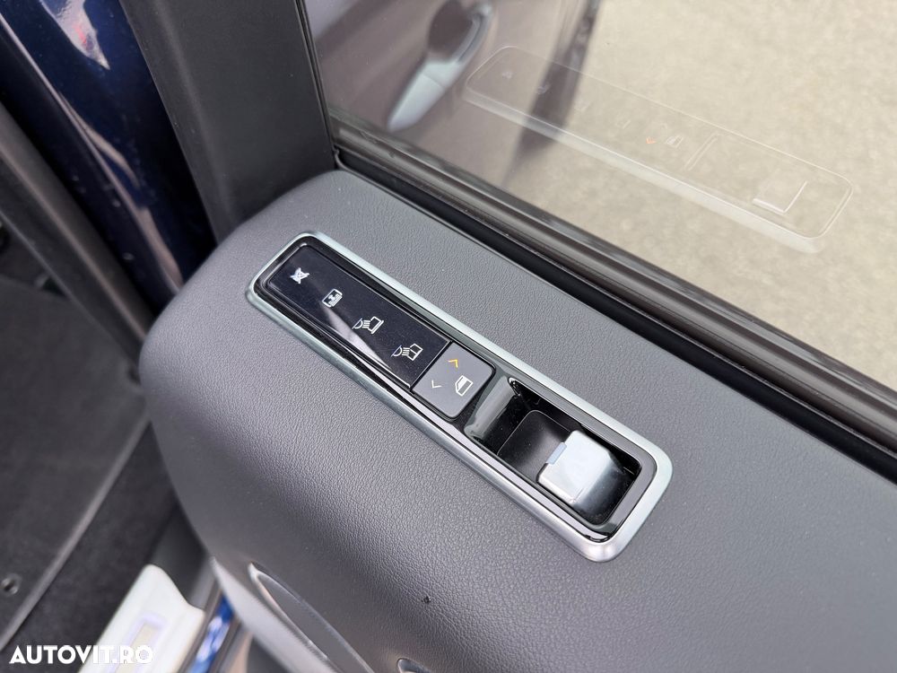 Land Rover Range Rover P400E Autobiography - 24