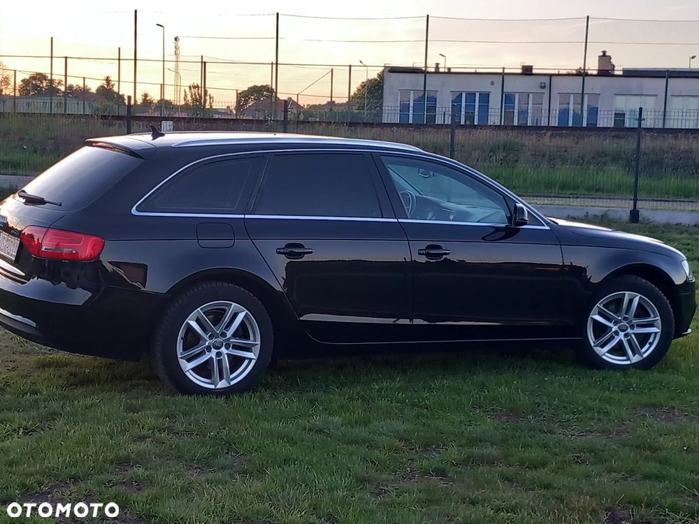 Audi A4 Avant 2.0 TDI DPF Ambition - 22
