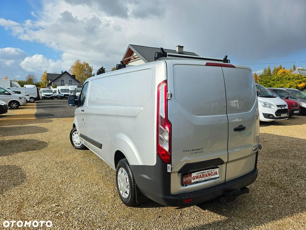 Ford Transit Custom - 8