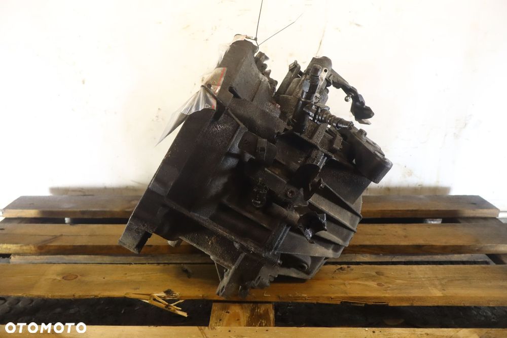 SKRZYNIA BIEGÓW 6 BIEGOWA OPEL ASTRA H 1.9CDTI 55186627 - 4