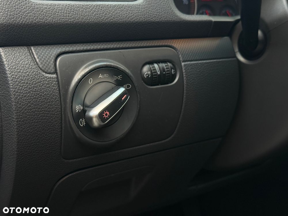 Volkswagen Golf - 15