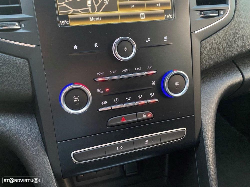 Renault Mégane Sport Tourer 1.5 Blue dCi Limited — fotografia 30