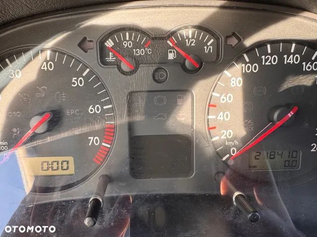 Volkswagen Golf IV 2.8 V6 4Mot - 29