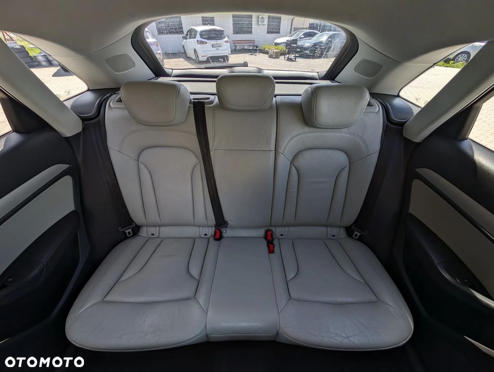 Audi Q3 2.0 TDI Edycja Specjalna - 38