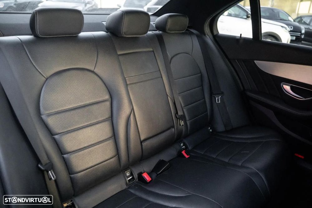 Mercedes-Benz C 300 de AMG Line - 28