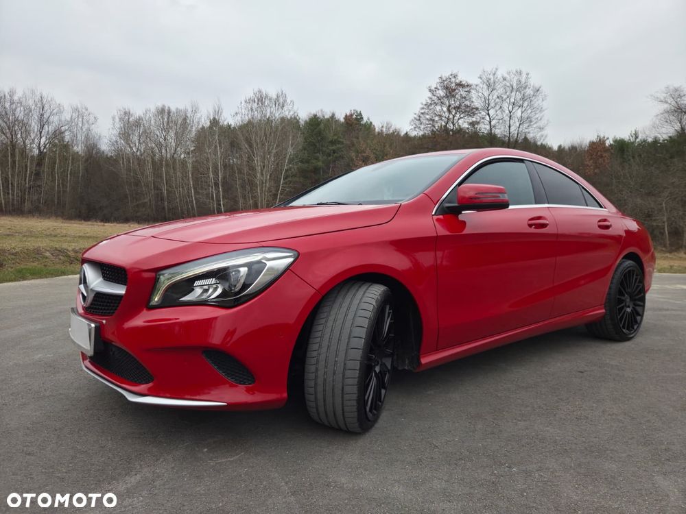 Mercedes-Benz CLA 200 d 7G-DCT Peak Edition - 12