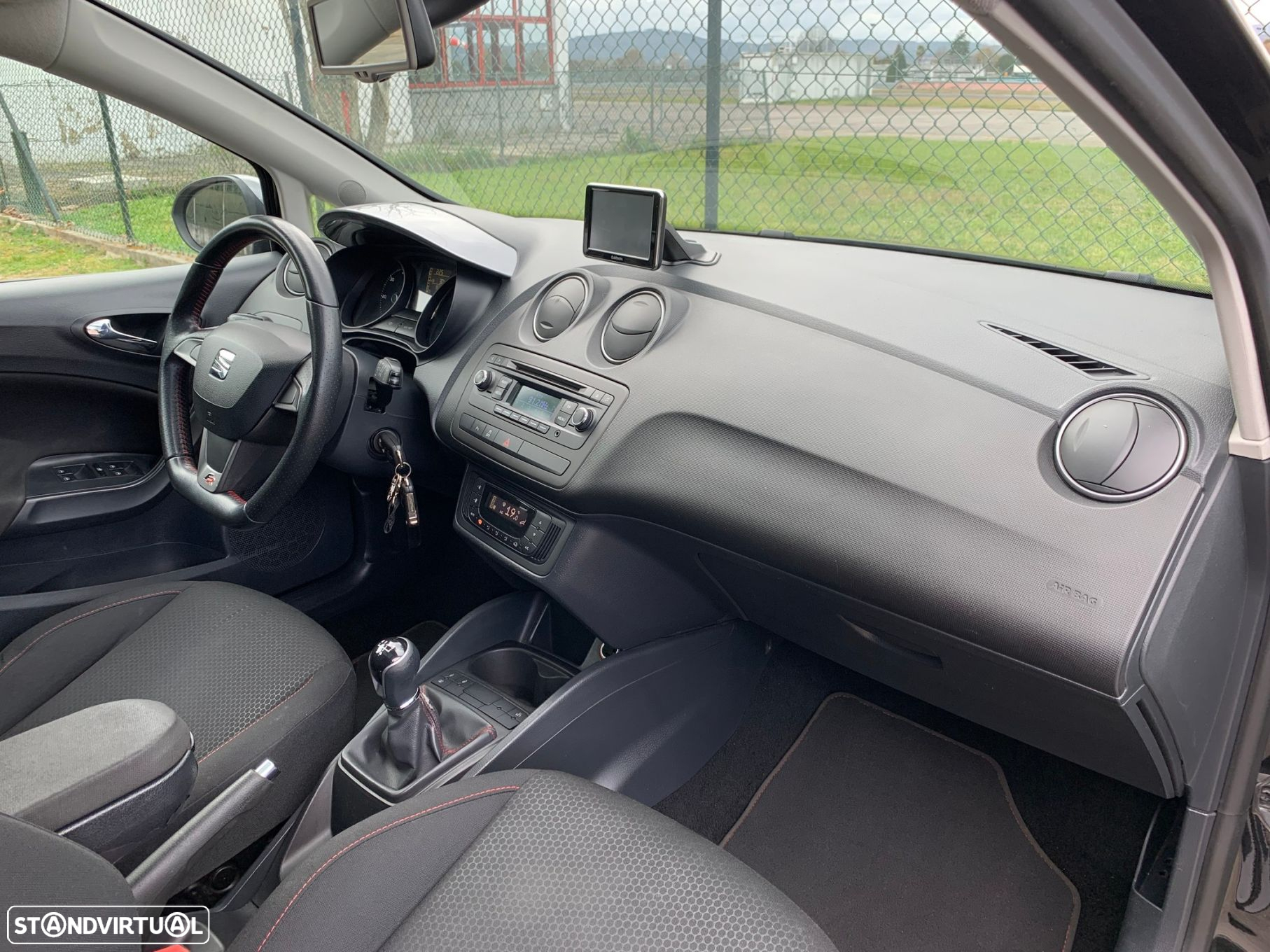 SEAT Ibiza 1.6 TDI FR - 45