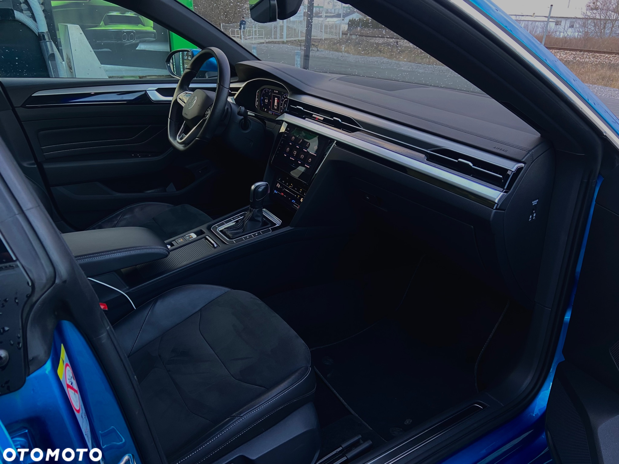 Volkswagen Arteon 2.0 TDI R-Line DSG - 17