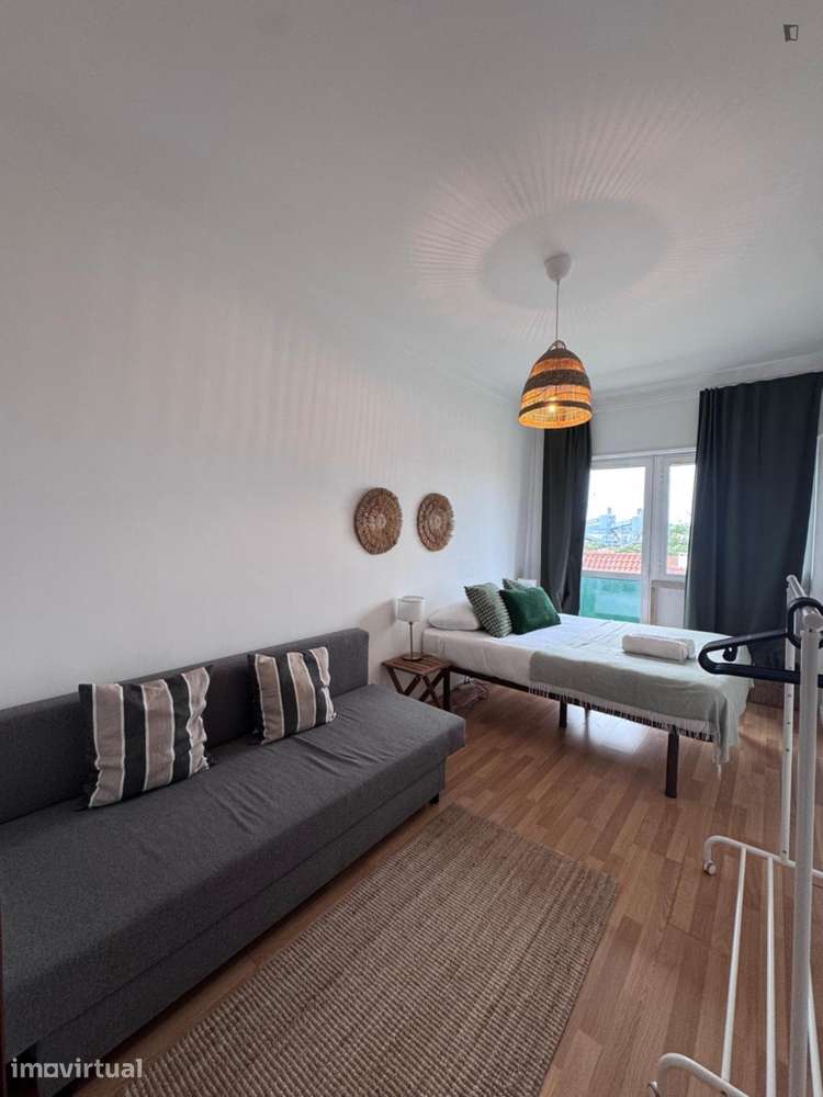 Quarto - localizado em Trafaria Lisbon - Grande imagem: 2/10