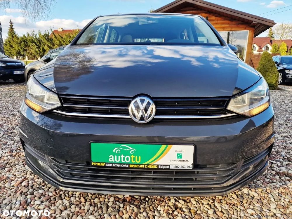 Volkswagen Touran - 2