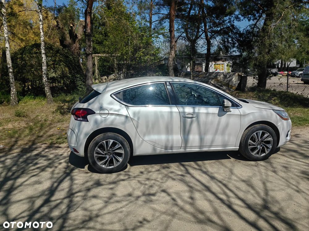 Citroën DS4 BlueHDi 120 Urban Show - 4