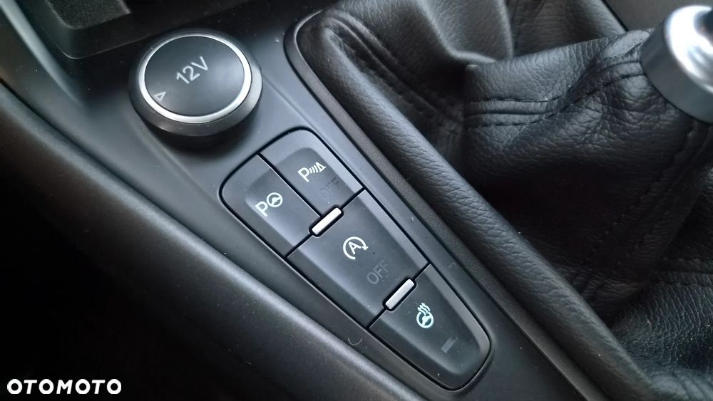 Ford Focus 1.5 TDCi DPF Start-Stopp-System Titanium - 23