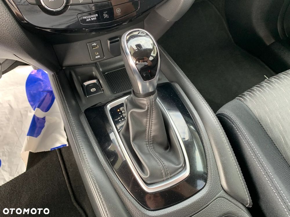 Nissan X-Trail 2.0 dCi ALL-MODE 4x4i Xtronic Acenta - 35