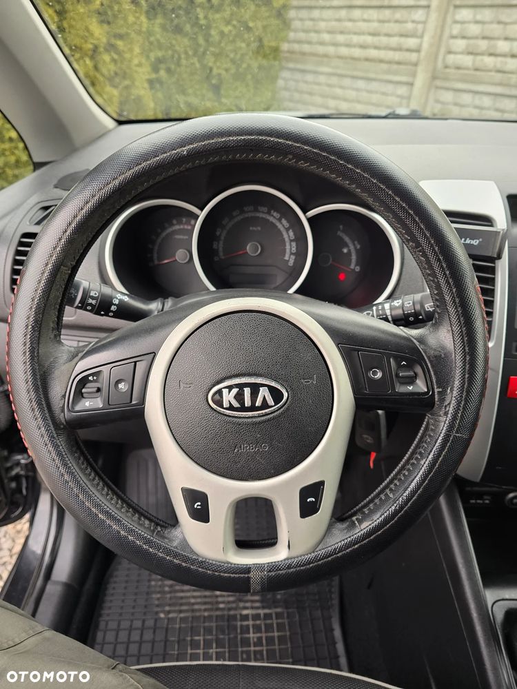Kia Venga 1.4 CVVT Attract - 17