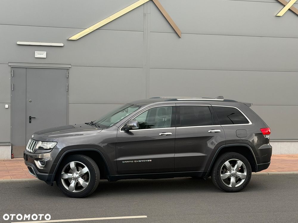 Jeep Grand Cherokee - 20