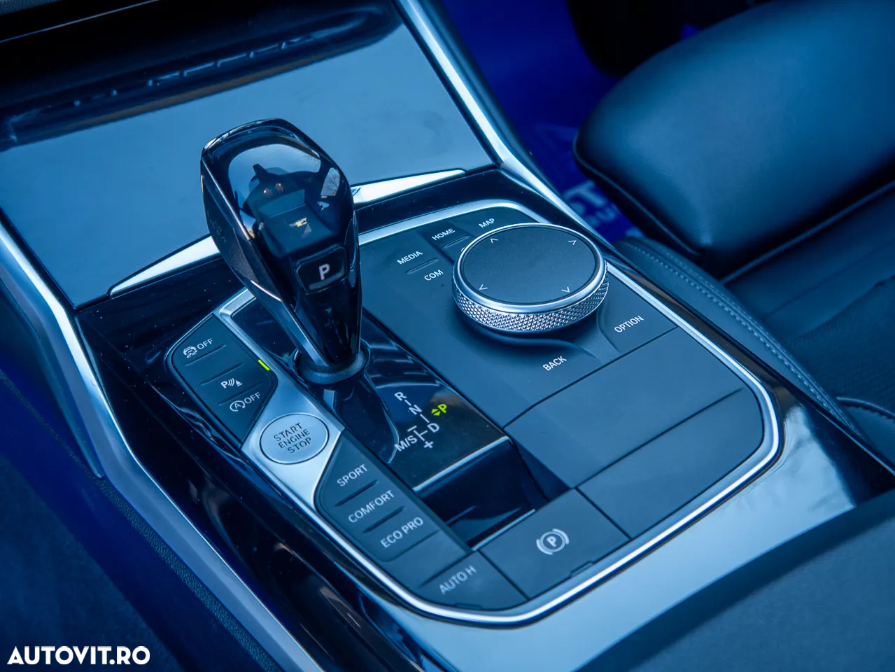 BMW Seria 3 330i AT - 25