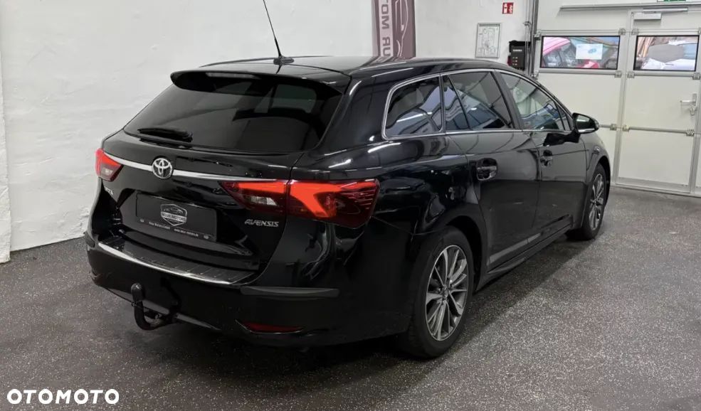Toyota Avensis 2.0 D-4D Active Business - 4