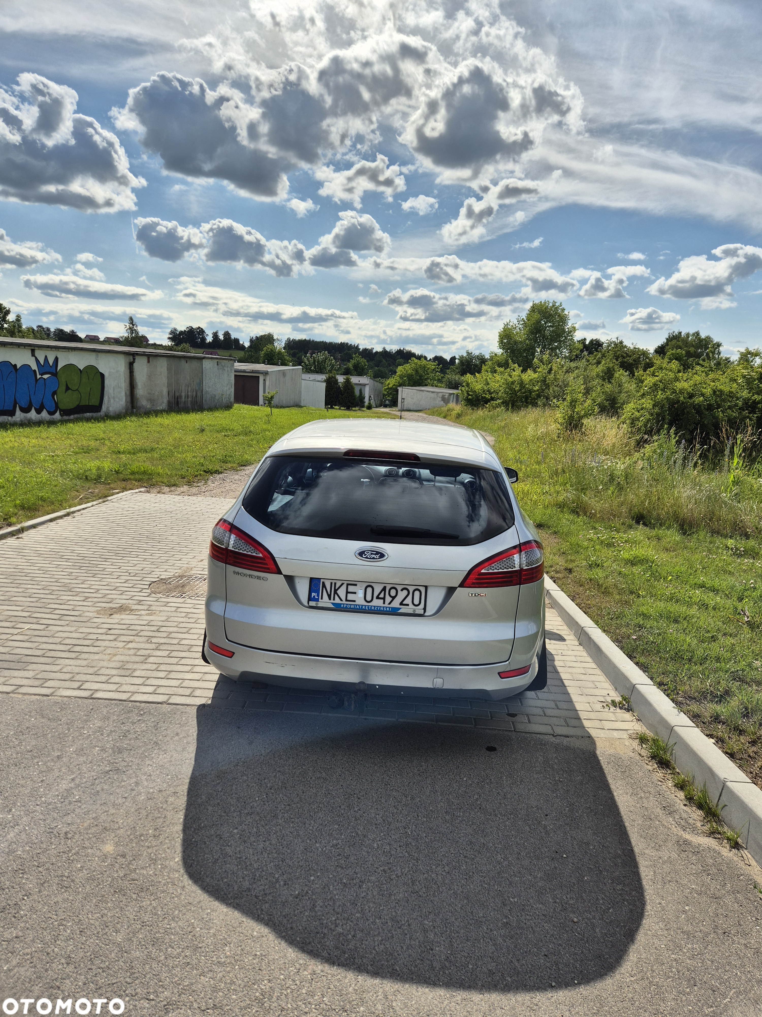 Ford Mondeo 2.0 TDCi Ambiente - 4