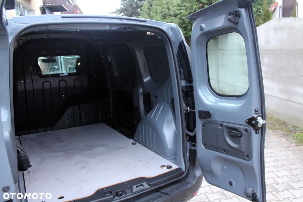 Renault EXPRESS - 36