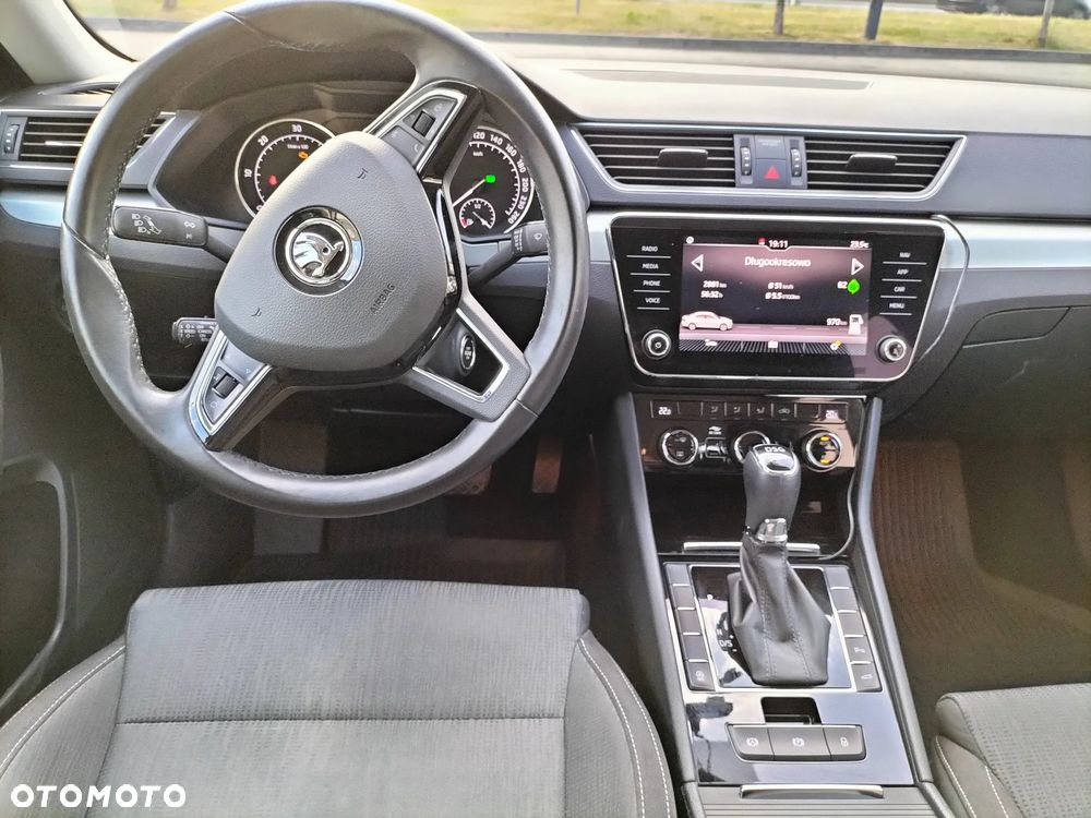 Skoda Superb 2.0 TDI Ambition DSG7 - 14