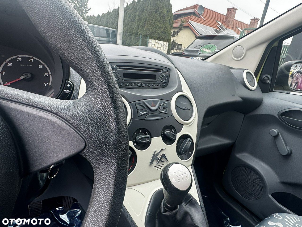 Ford KA - 13