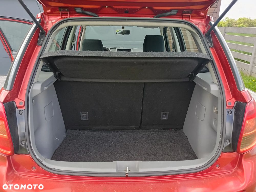 Suzuki SX4 - 10