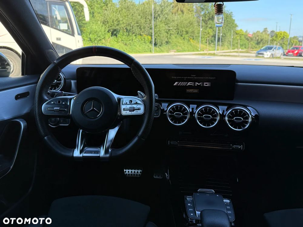 Mercedes-Benz Klasa A 35 AMG 4-Matic 7G-DCT - 23