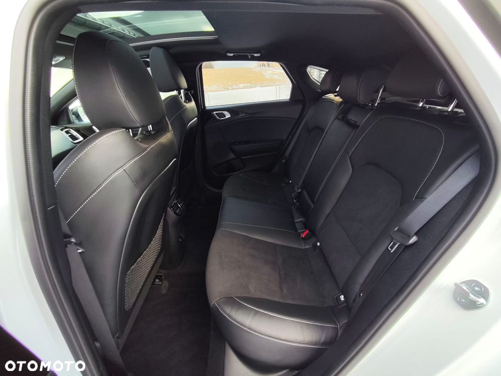 Kia ProCeed 1.5 T-GDI GT Line DCT - 31