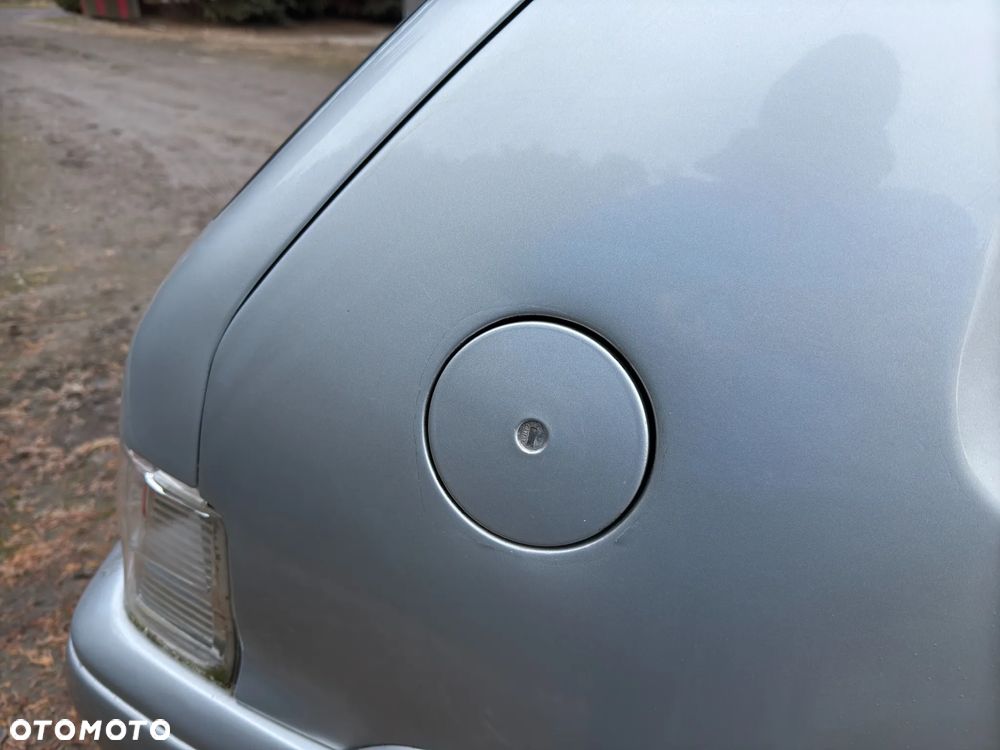 Peugeot 106 1.6 S16 - 24