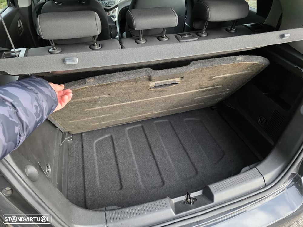 Chevrolet Aveo 1.2 LTZ - 43