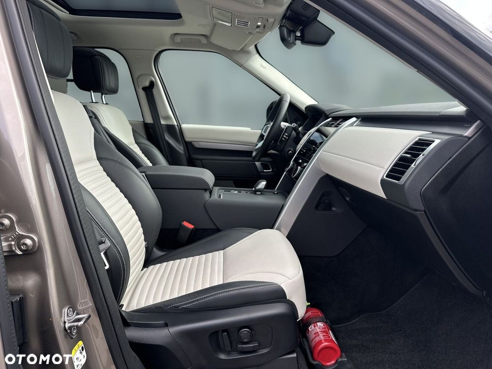 Land Rover Discovery 3.0 D350 mHEV Dynamic HSE - 13