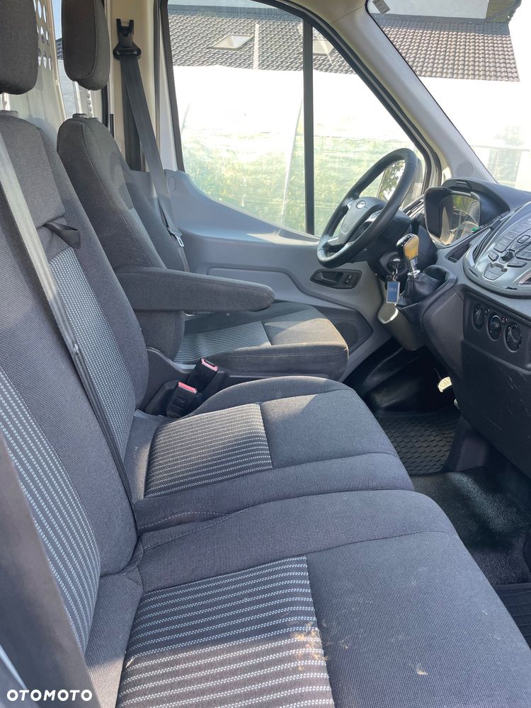 Ford TRANSIT 2,2 TDCI 155 KM DOKA 7 OSOBOWA BLIŻNIAKI DO 3,5T - 15