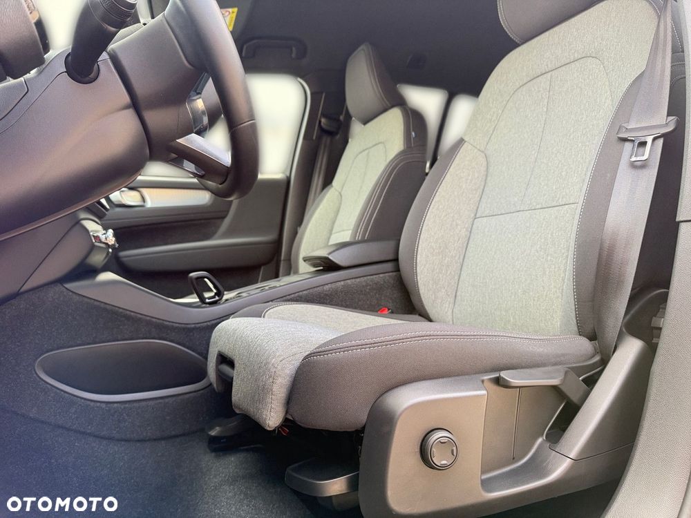 Volvo XC 40 - 11